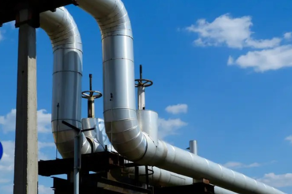LNG processing storage and transfer lines