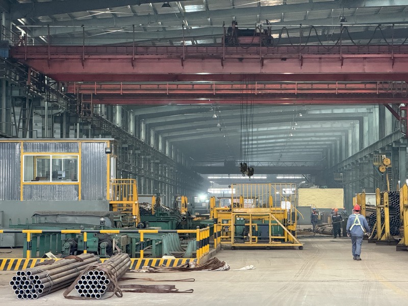 Post-weld heat treatment and furnace station zone