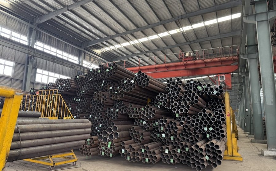 ASTM A234 WPC carbon steel fitting for higher-pressure service